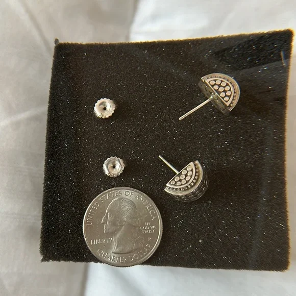 John Hardy Earrings - Picture 2 of 8